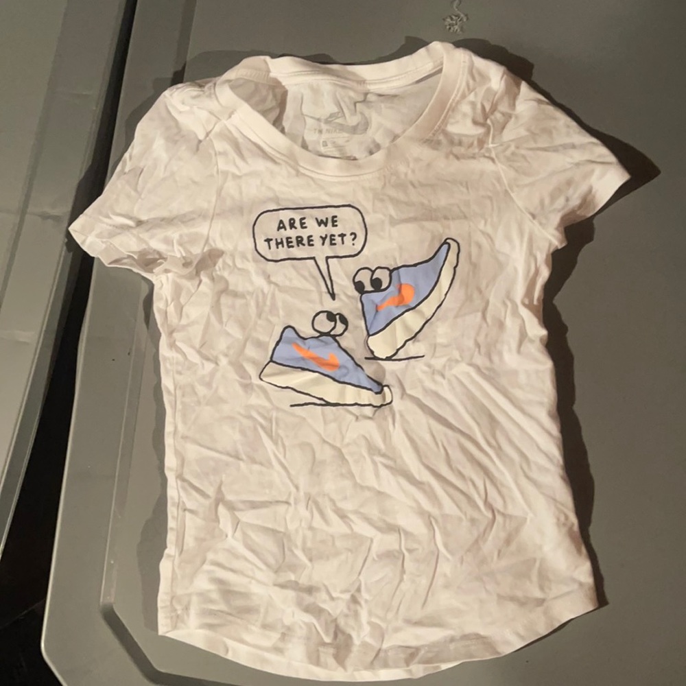 Nike kids small tshirt